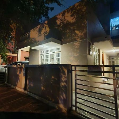 Homestayz Crown Bangalore Exteriör bild