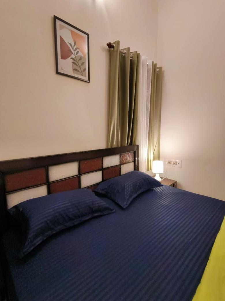 Homestayz Crown Bangalore Exteriör bild
